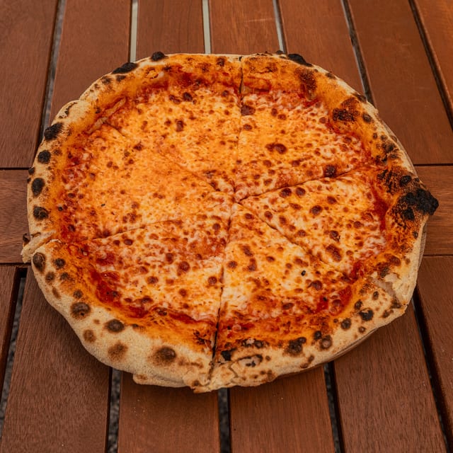 Cheese pizza.