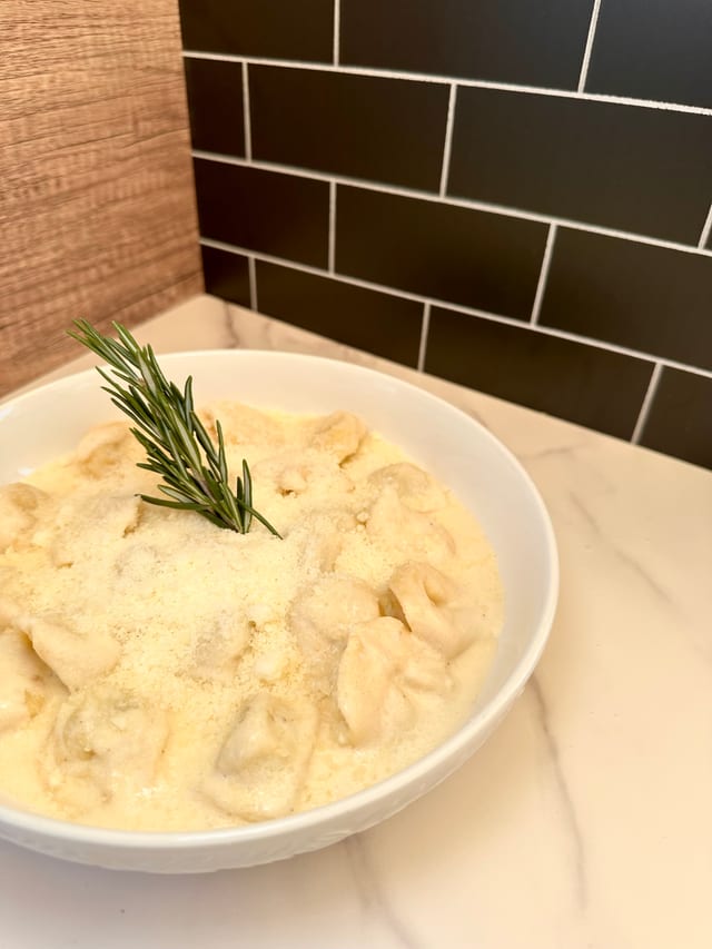 5 Cheeses Tortellini.