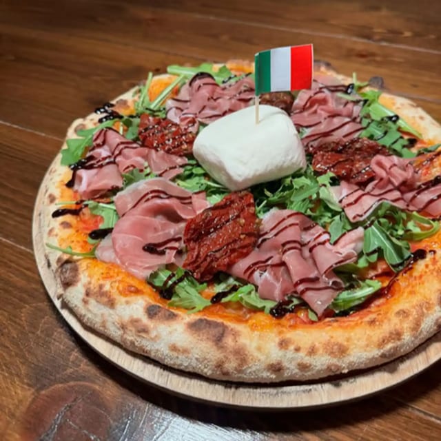 La Nonna Pizza.