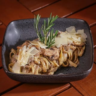 Fettuccine al Tartufo Nero