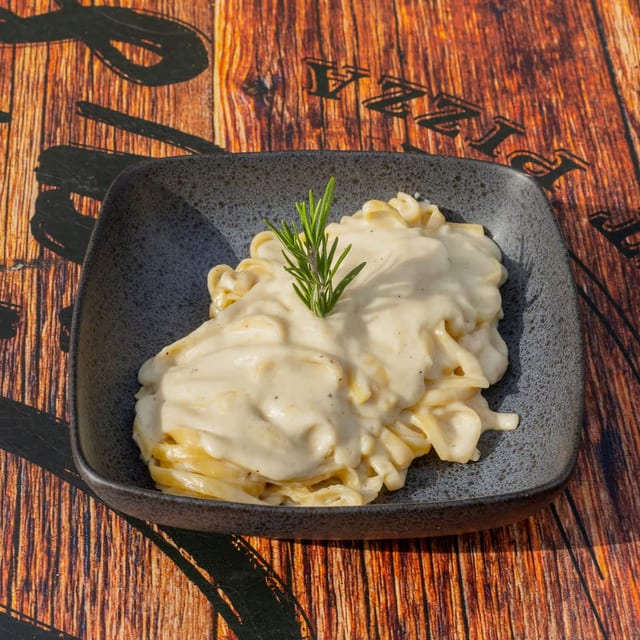Fettuccine Alfredo.