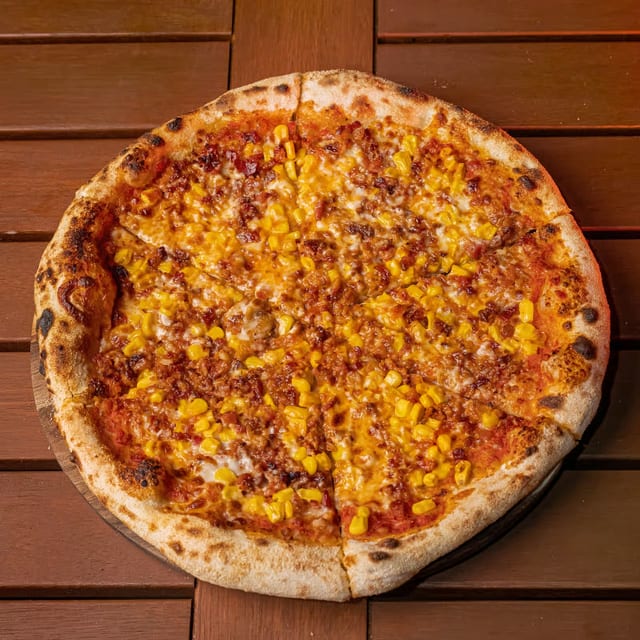 Cascabel Pizza.