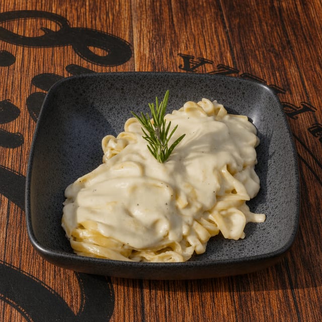 Fettuccine Alfredo.