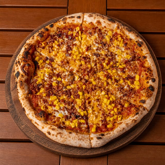 Cascabel Pizza.